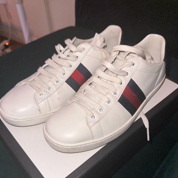 Gucci Women’s GG Stripe Tennis Sneakers White Blue & Red low-tops